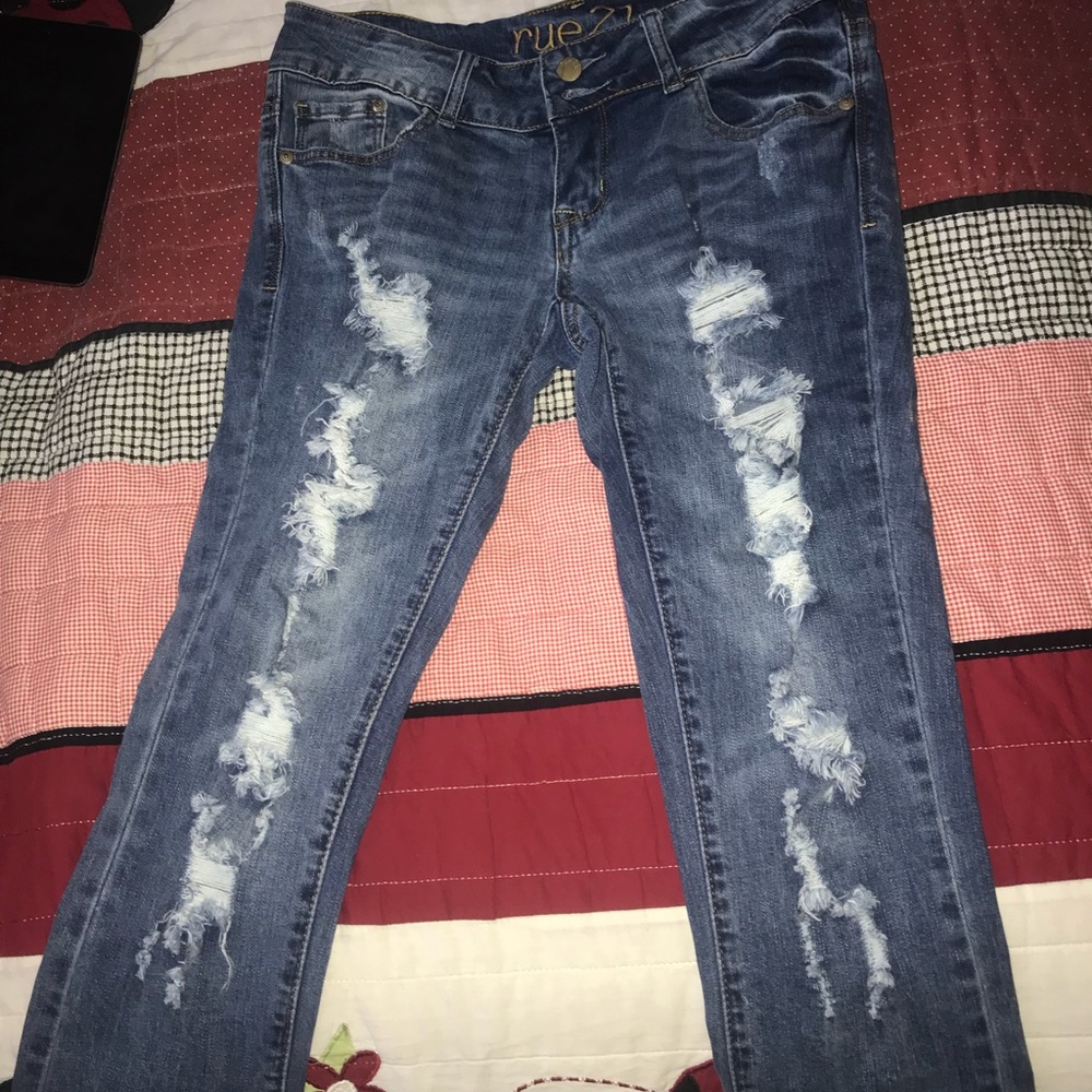 Rue21 ankle cropped jeans